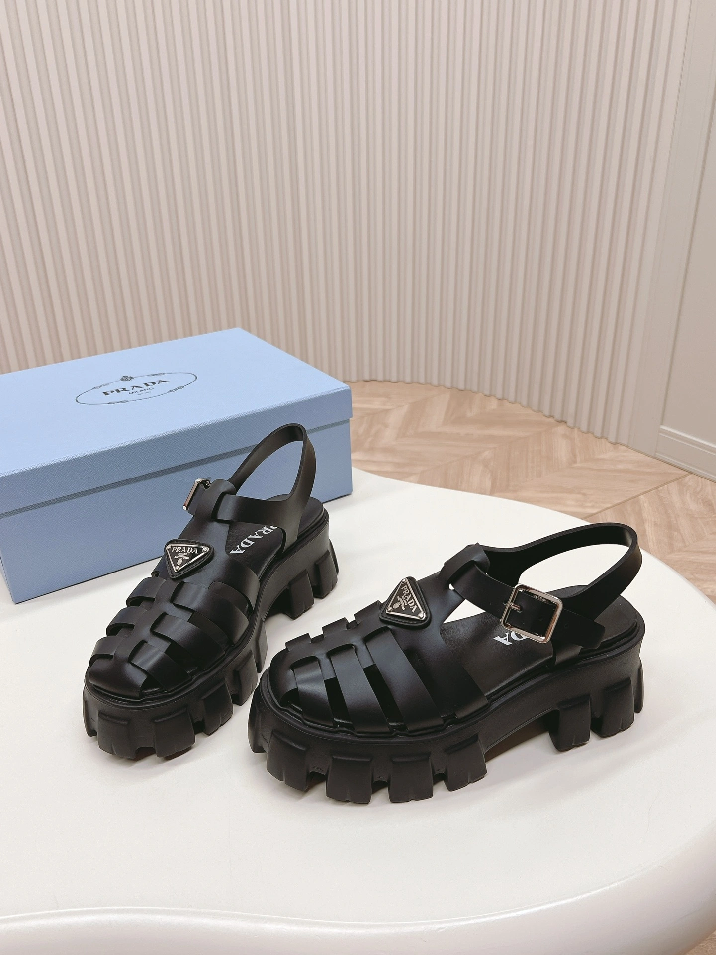 &COCO--- Pr141 1X853M_3LKK_F0002_F_DD55 1X853M_3LKK_F0002_F_055 Thick soles：5.5cm item:D-X062E2007W